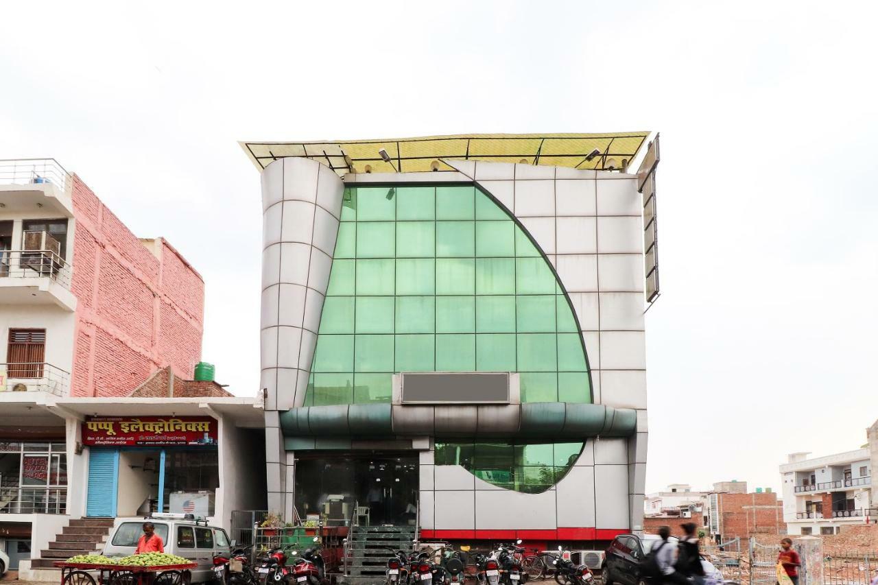 Oyo 45398 Kunal Hotel Etawah Exterior foto